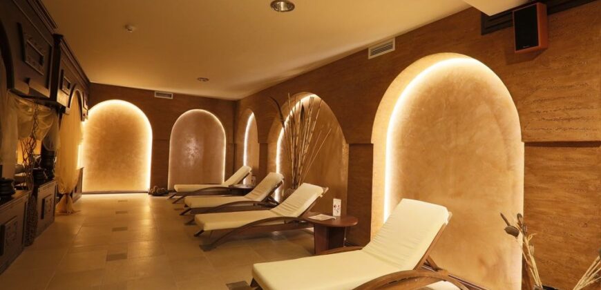 Bansko complex 4* hotel and apartments for sale