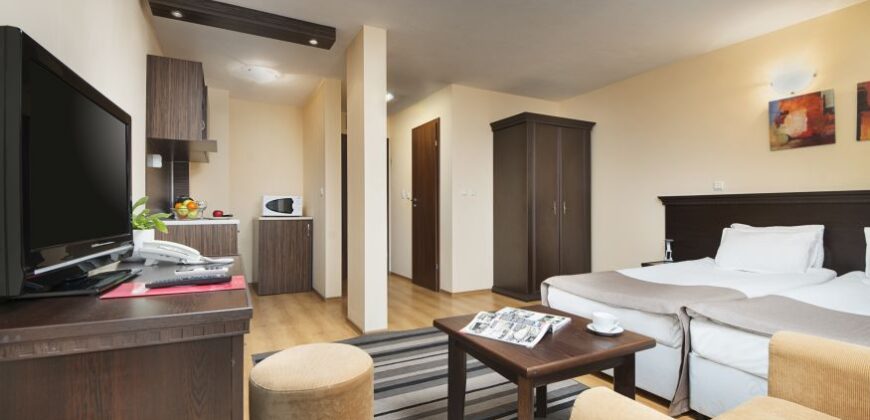 Bansko complex 4* hotel and apartments for sale