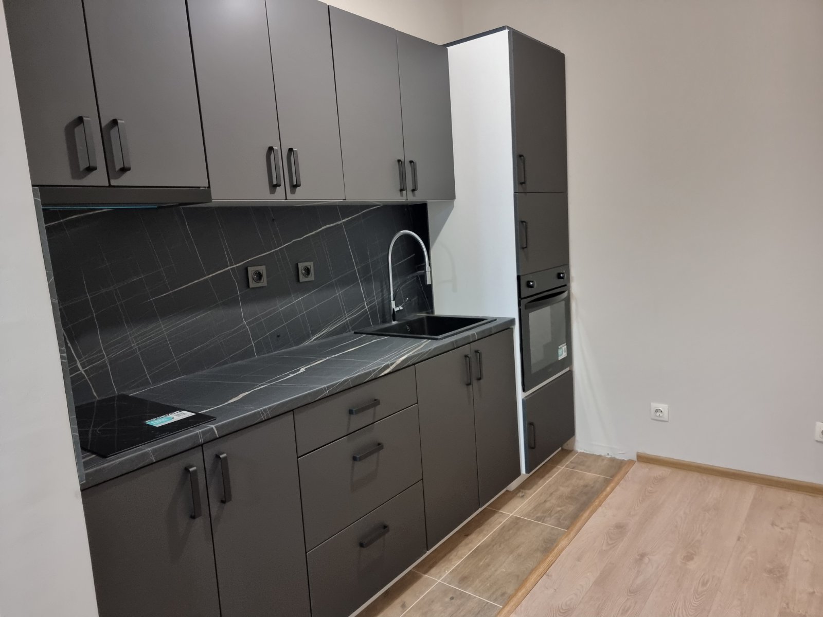 2 rooms apartment 75m2 with terrace Crown Bansko